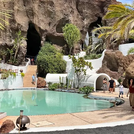 La Perla Ocean Lanzamar - Puerto del Carmen (Lanzarote)